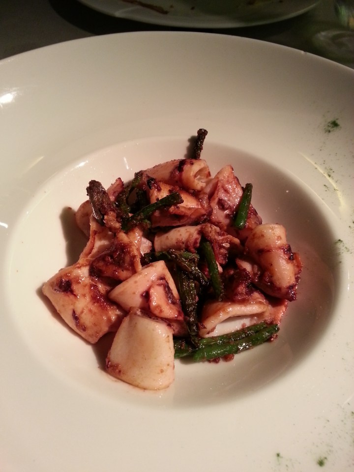 Chipirones encebollados