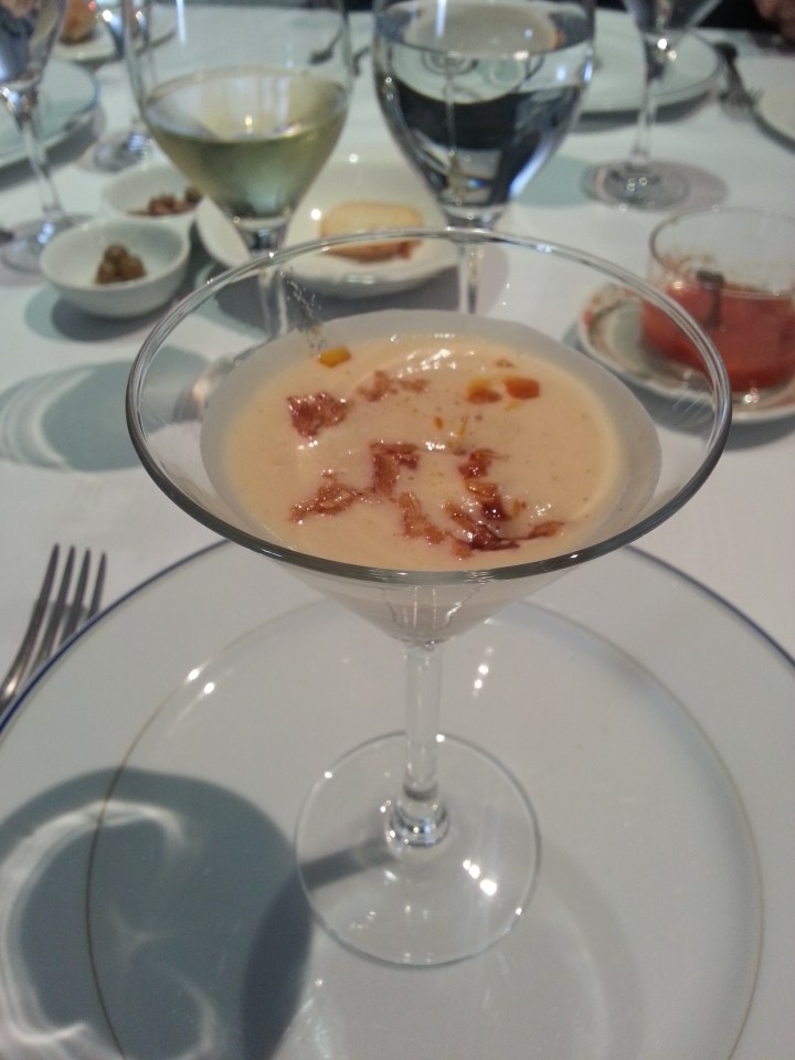 Espuma de queso con langostino