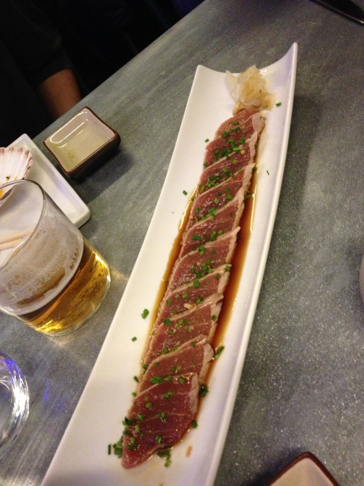 Sashimi de atún macerado
