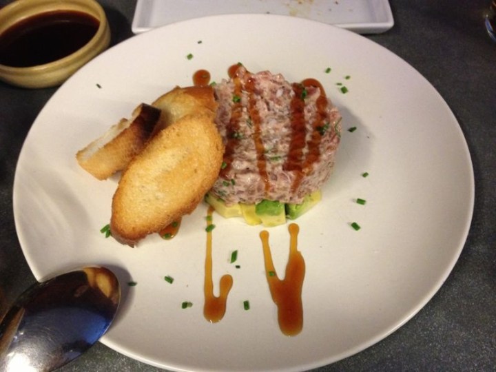 Tartar de atún y aguacate