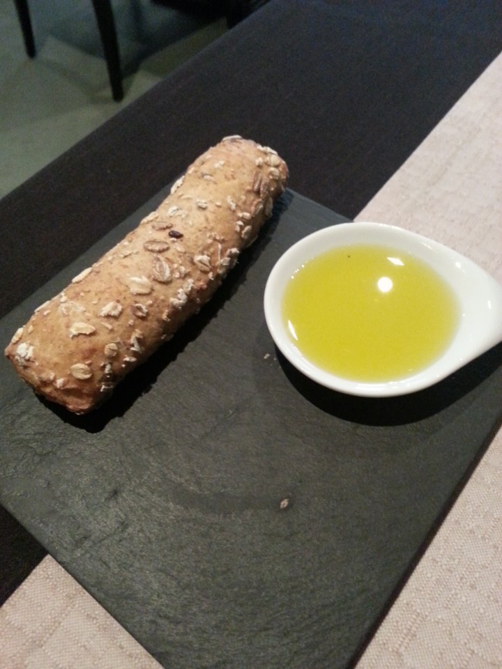 Servicio de pan y aceite