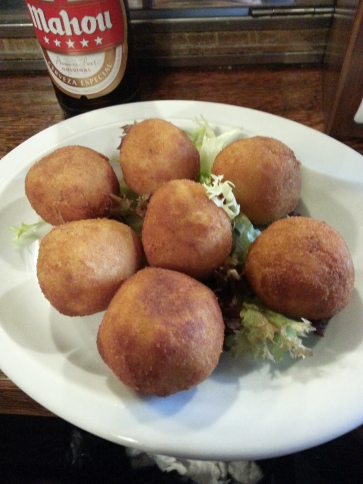 Jota Batela - Croquetas de Jamón