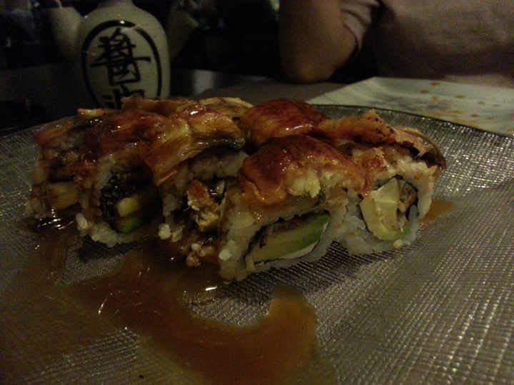 Danzzing maki: aguacate y muuucha anguila