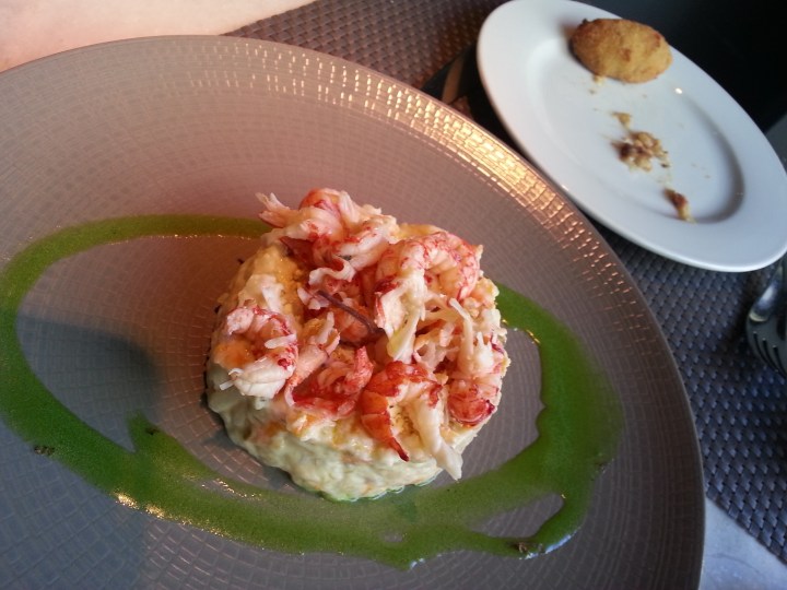 Restaurante Edulis - Ensaladilla Rusa con toppings de camarones