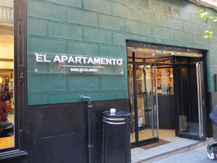 Restaurante El Apartamento - Fachada