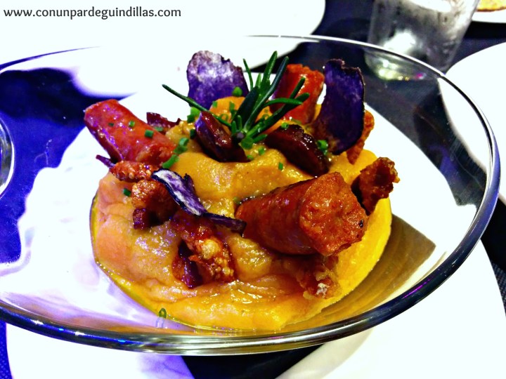 Con un par de Guindillas - DO Taberna - Patatas Revolconas