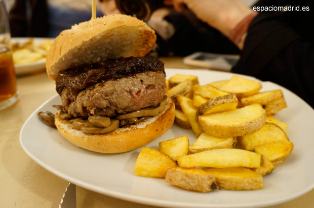 Espacio Madrid - Carmencita Bar - Hamburguesa Foothills 
