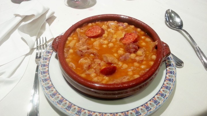 Mesón del Tío Aquilino - Callos con garbanzos
