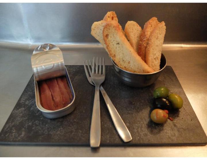 kaelderkold barcelona tapa anchoas