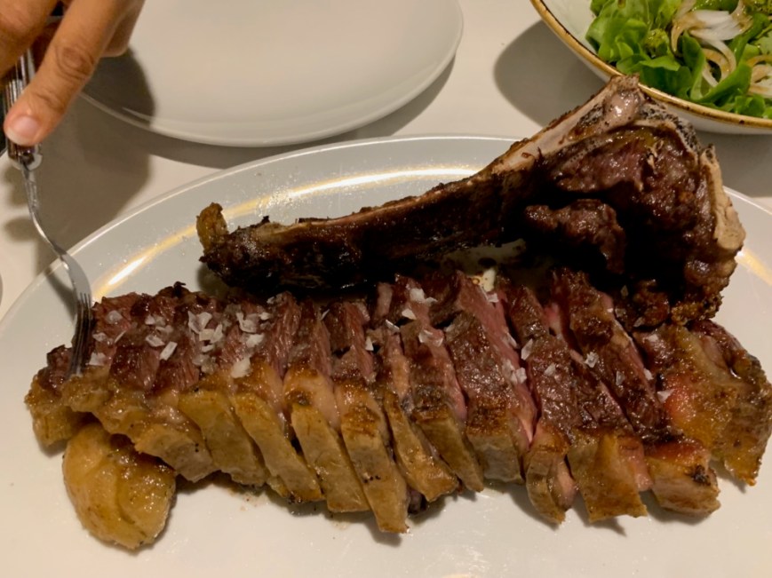 Rocacho Madrid – Carne de El Capricho y unos buñuelos de escándalo