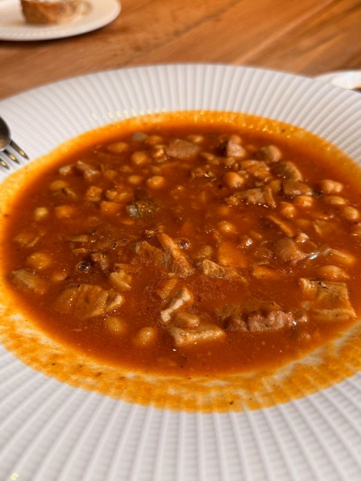 Callos de atún en El Campero Madrid